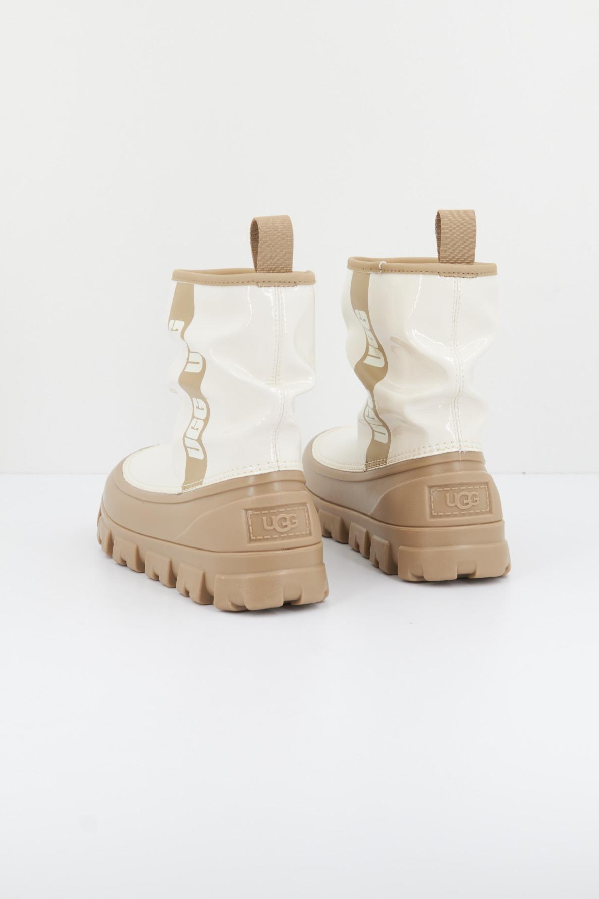 UGG K CLASSIC BRELLAH MINI en color BLANCO (2)