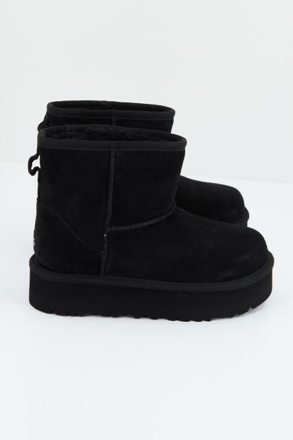 UGG CLASSIC MINI PLATFORM en color NEGRO (2)