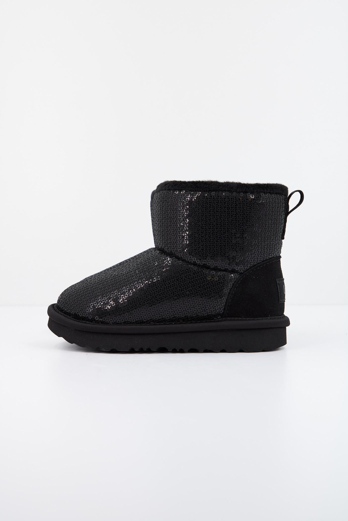 UGG CLASSIC MINI MIRROR BALL en color NEGRO (1)