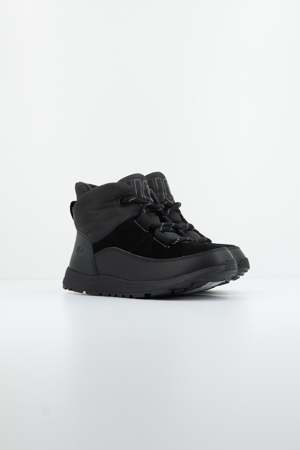 UGG K YOSE PUFFER LACE en color NEGRO (2)