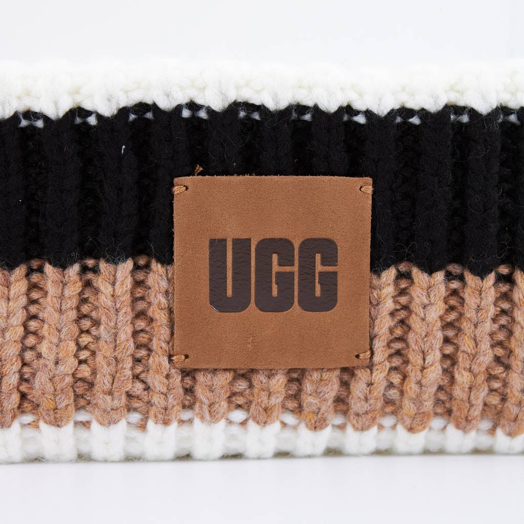 UGG W CHUNKY RIBBED HEADBAND en color NEGRO (6)