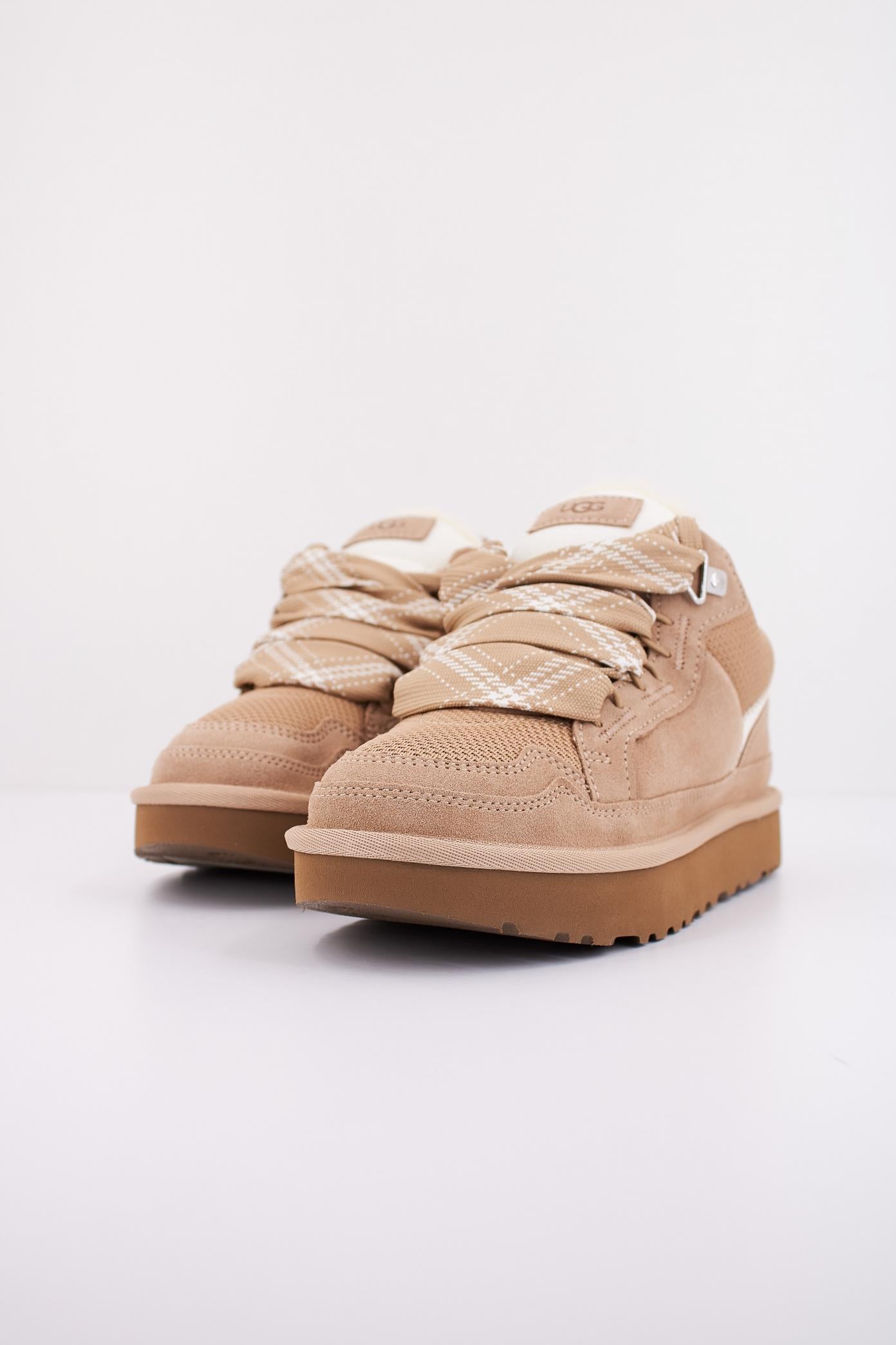 UGG W LOWMEL en color MARRON CLARO (2)