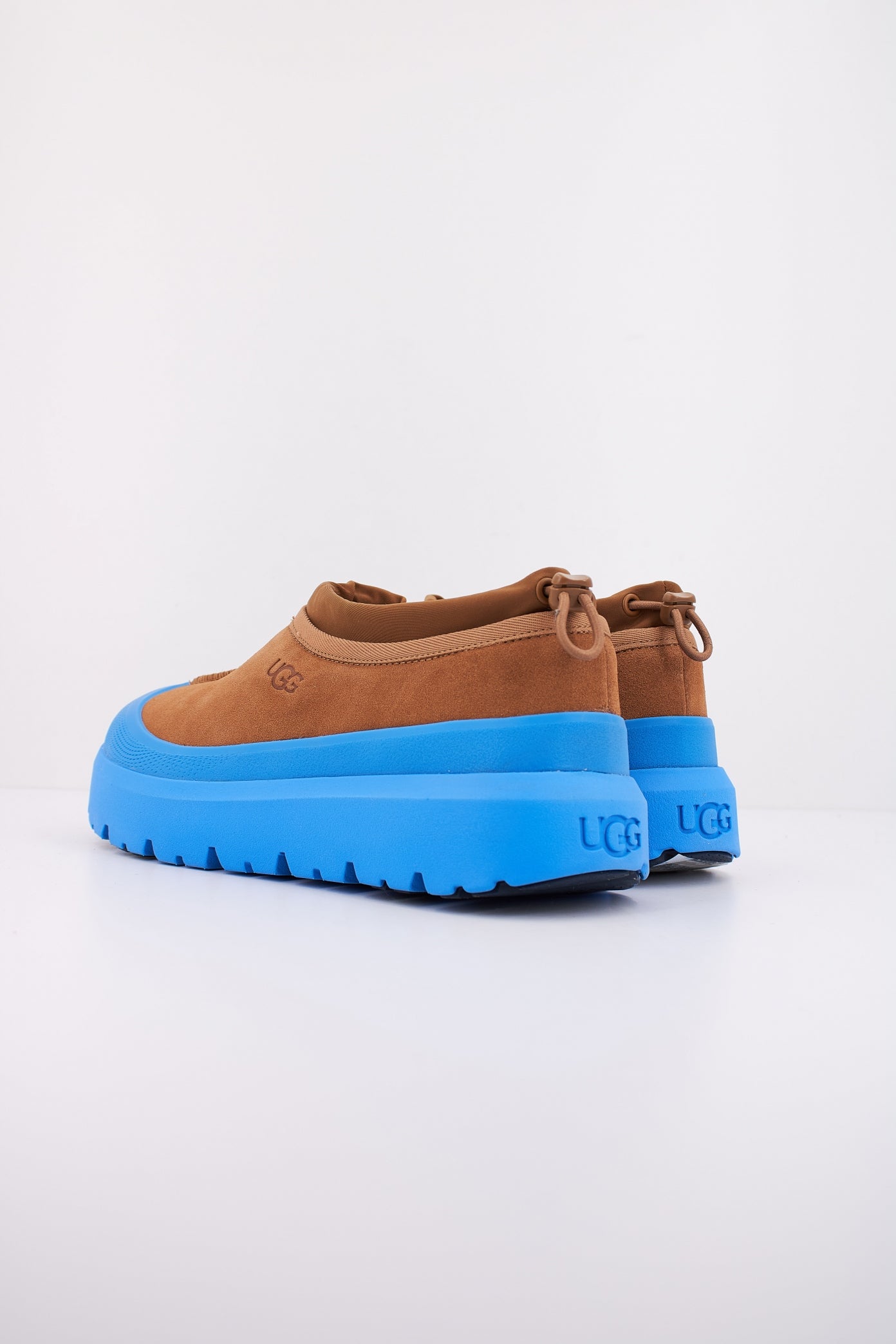 UGG M TASMAN WEATHER HYBRID en color MARRON (4)