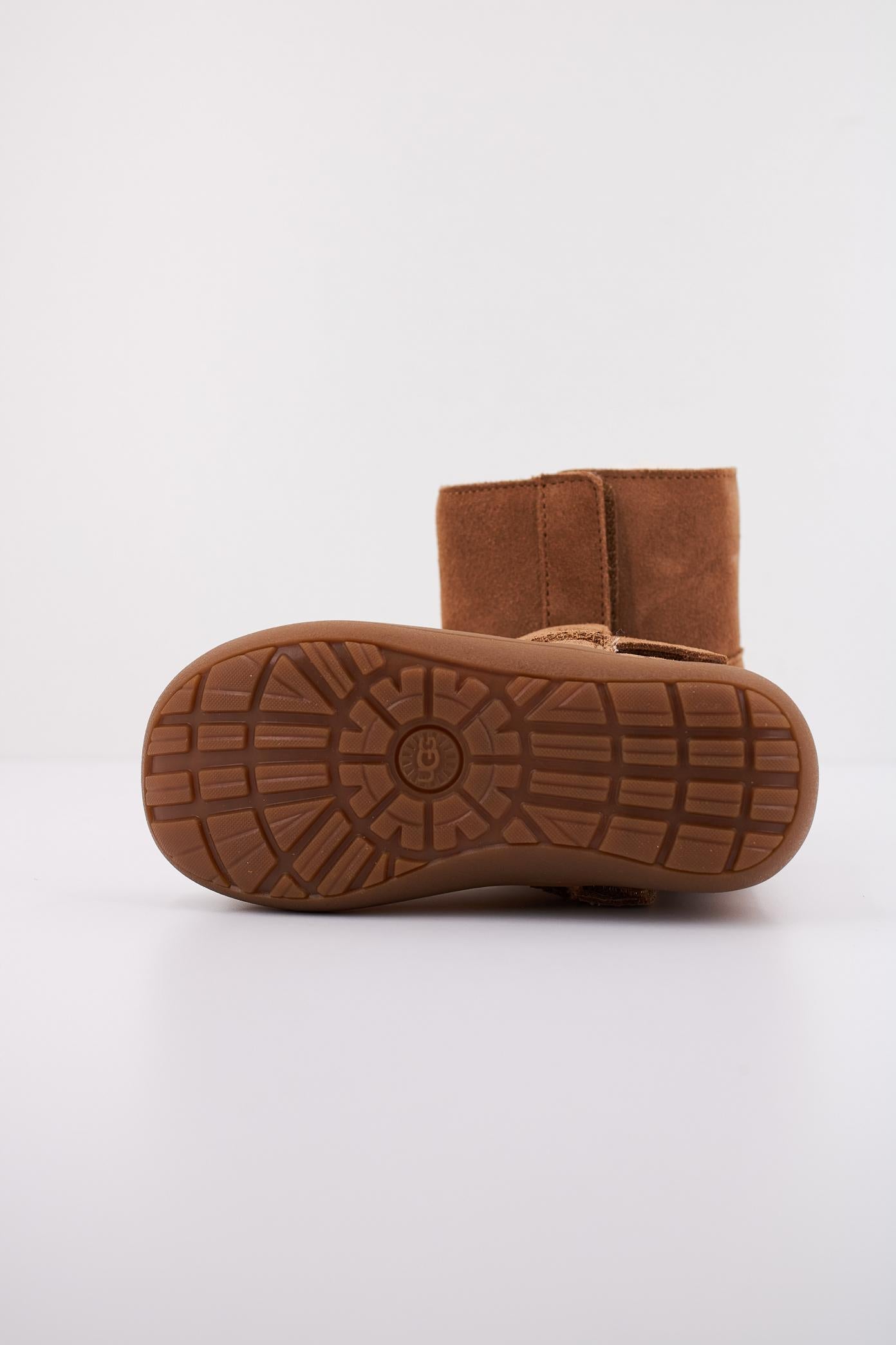 UGG KEELAN II en color MARRON (5)