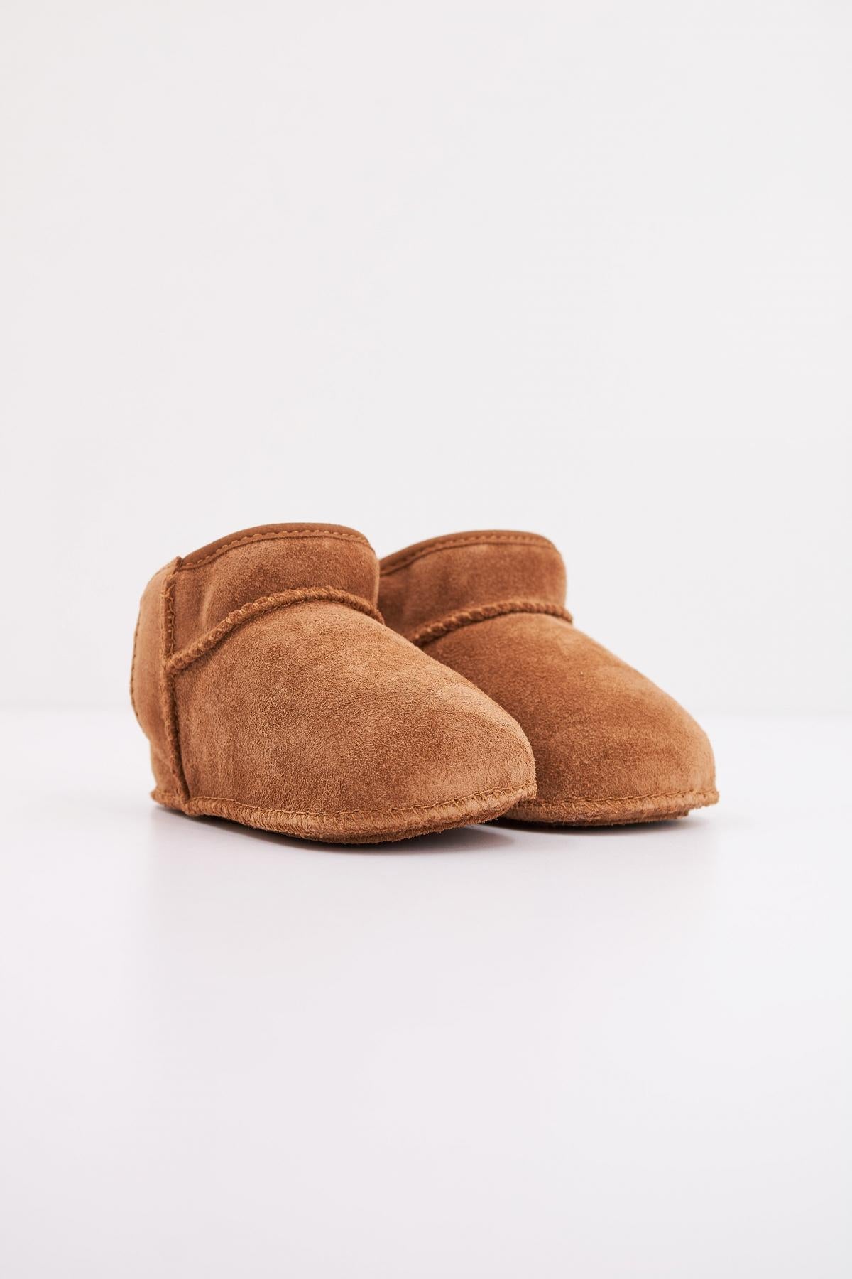 UGG BABY CLASSIC ULTRA MINI en color MARRON (2)