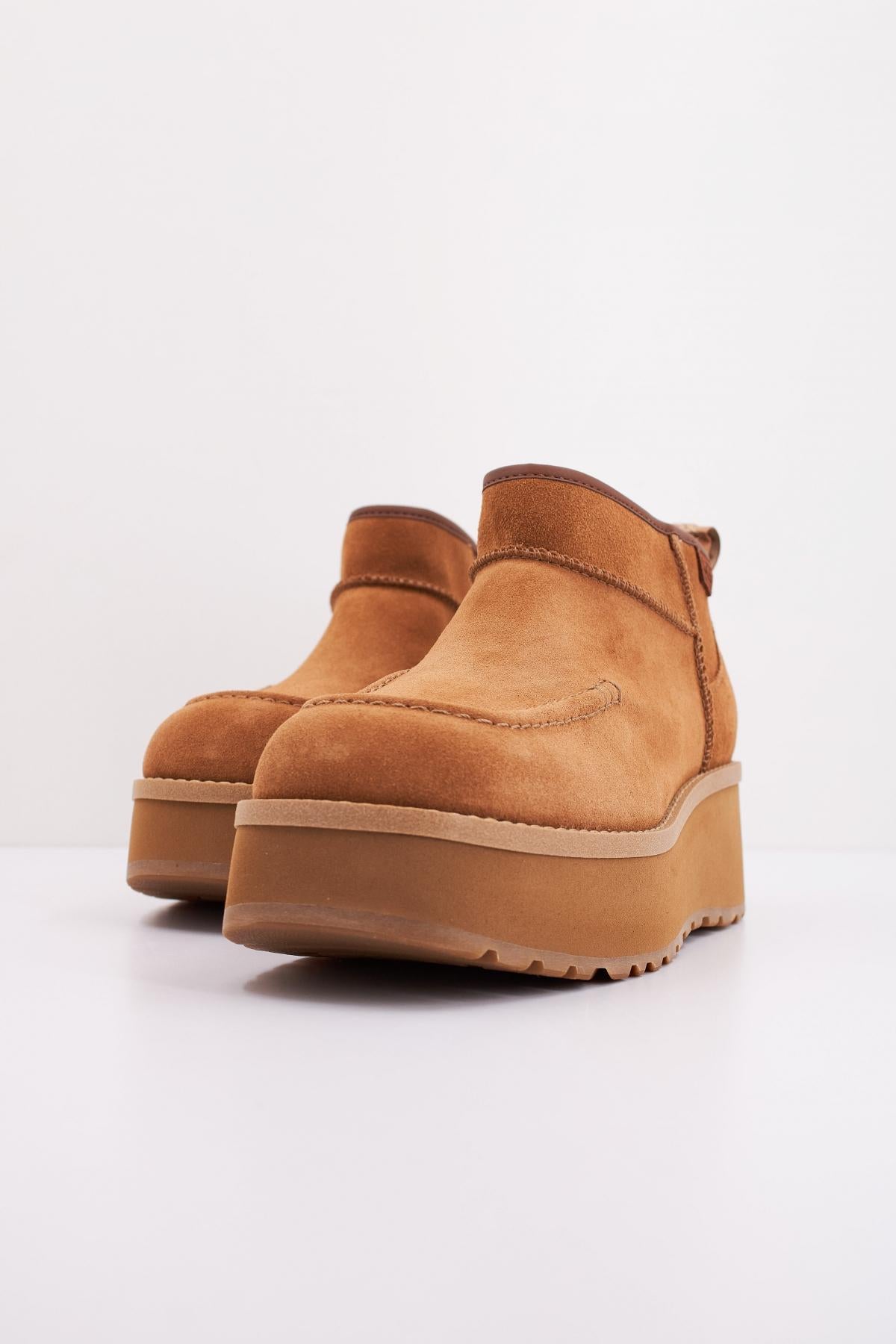 UGG CITYFUNC ULTRA MINI en color MARRON (2)