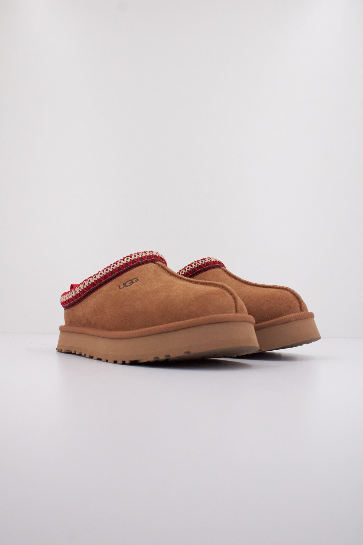 UGG K TAZZ en color MARRON  (2)