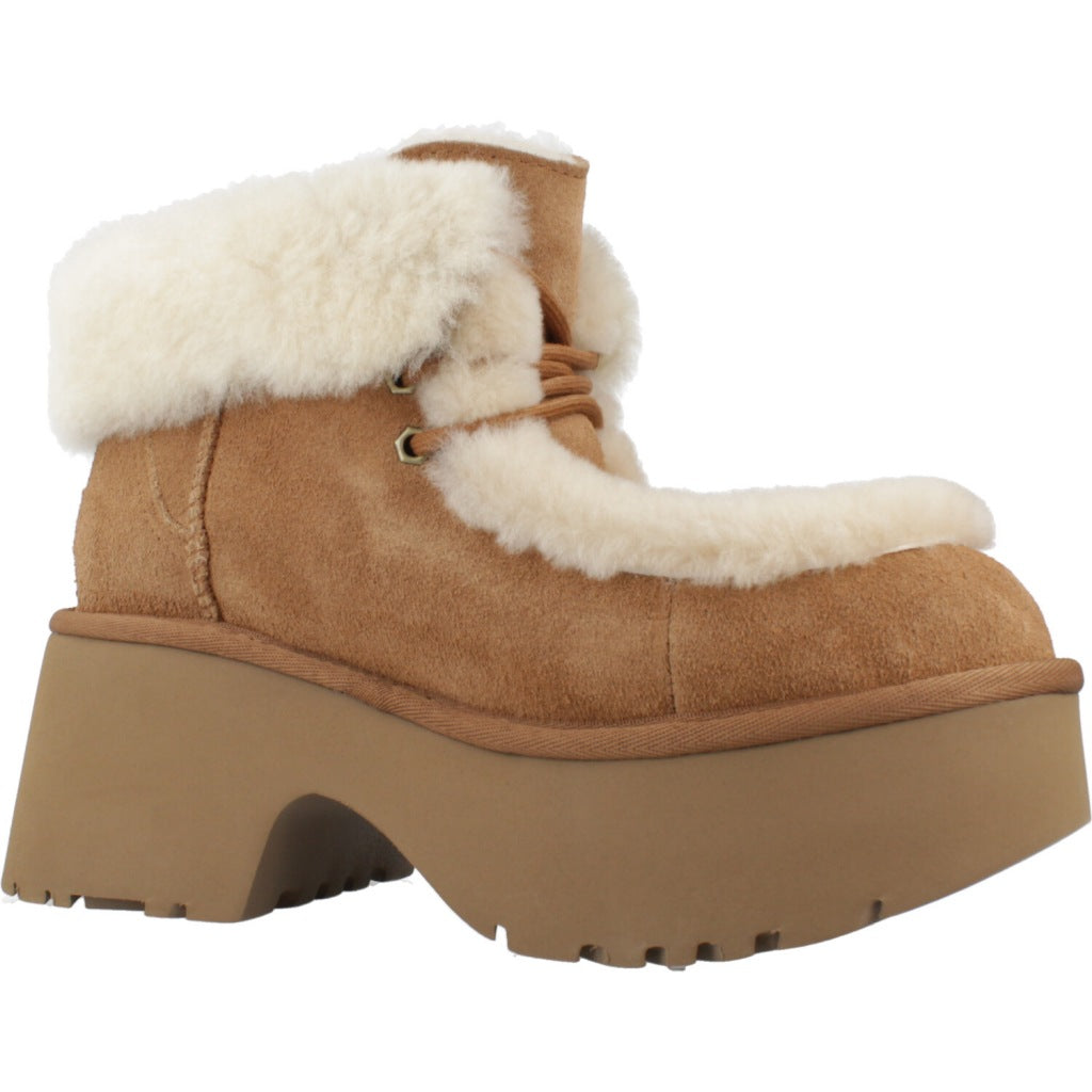 UGG ESMEE LACE UP en color MARRON (5)