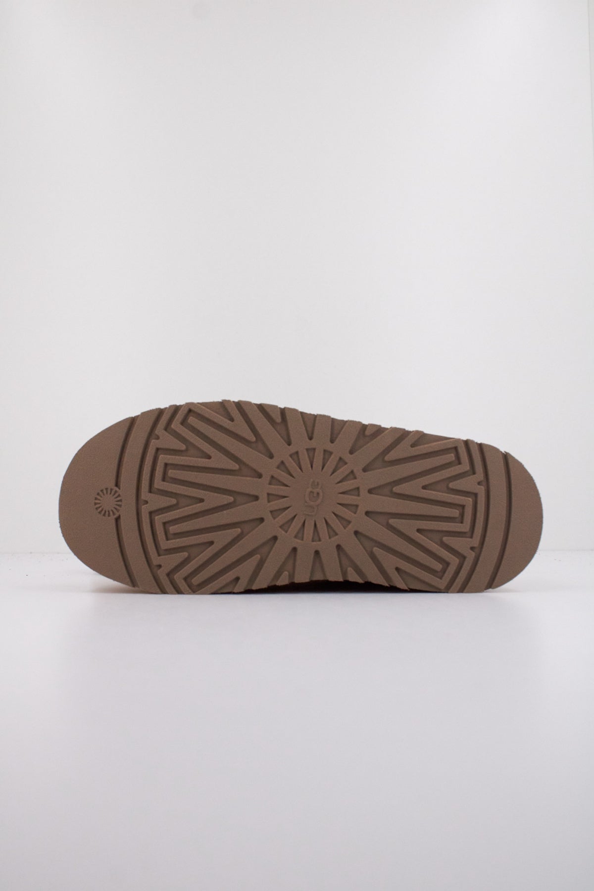 UGG TAZZ II en color MARRON (5)