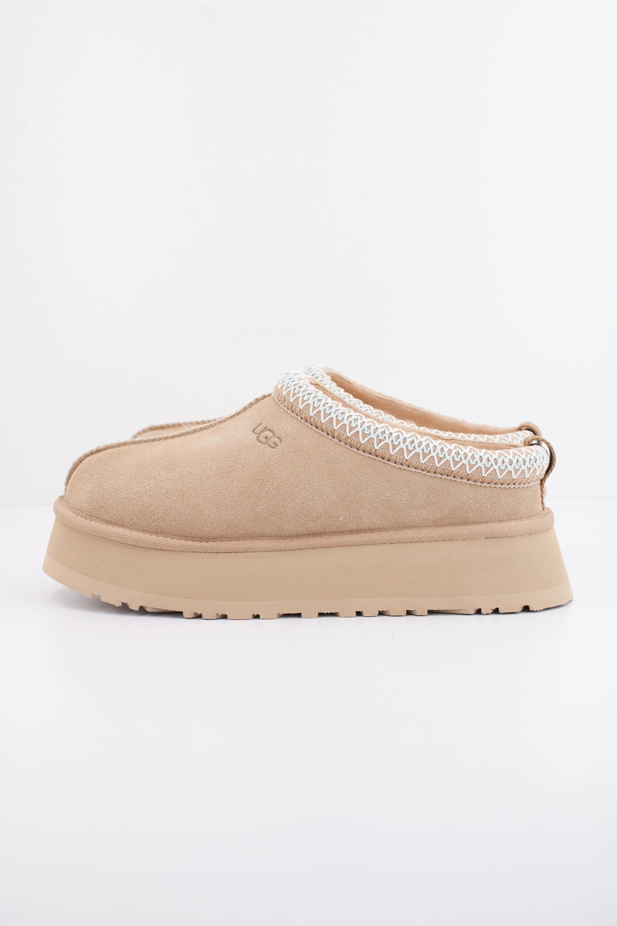 UGG TAZZ II en color BEIS (1)