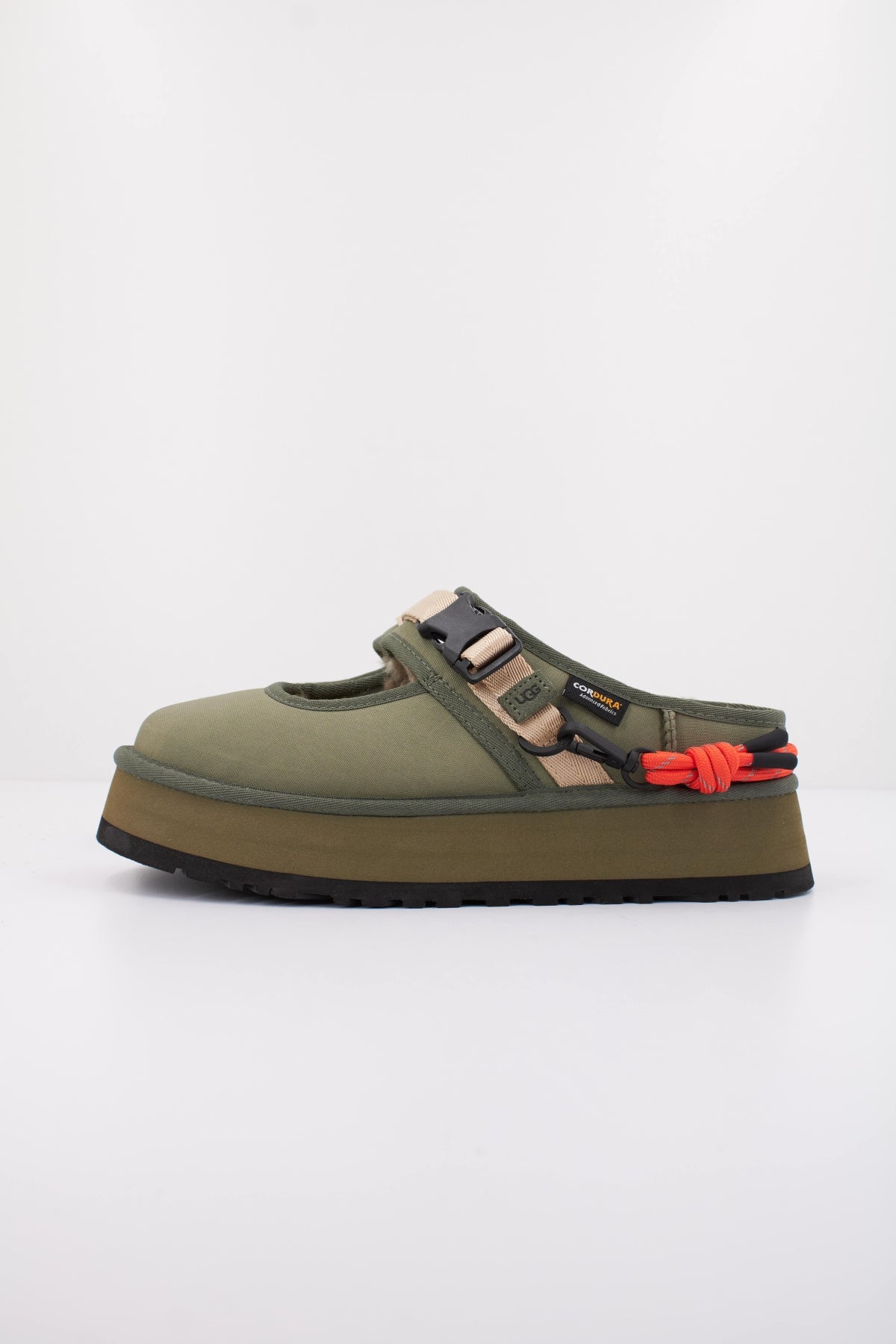 UGG U en color VERDE (1)