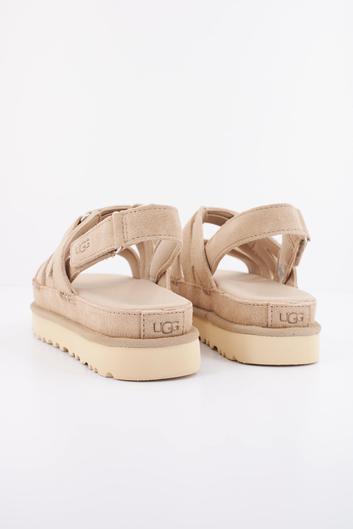UGG W GOLDENSTAR GLEAM en color MARRON CLARO (4)