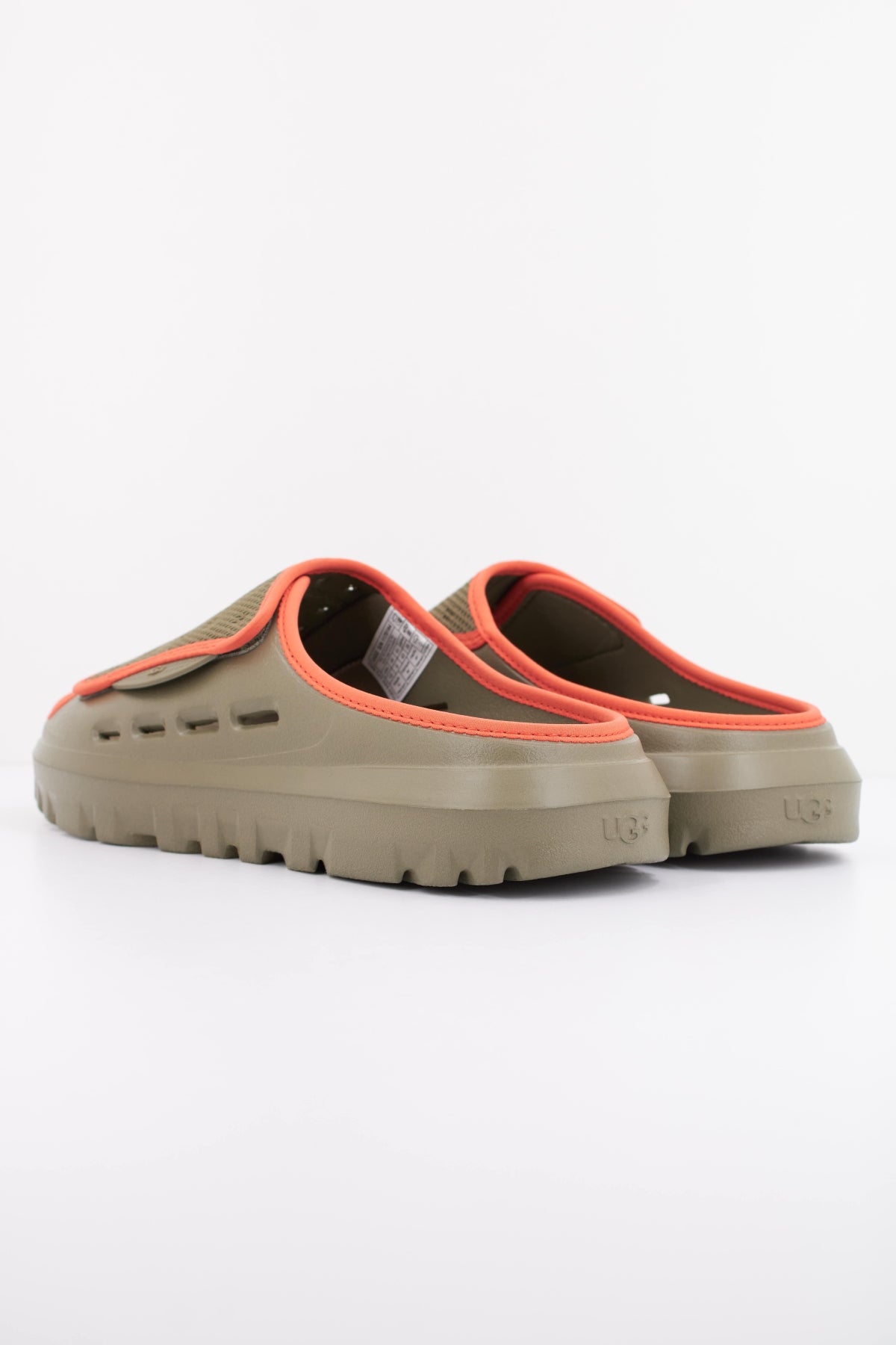 UGG M PEAKMOD SLIDE en color VERDE (4)
