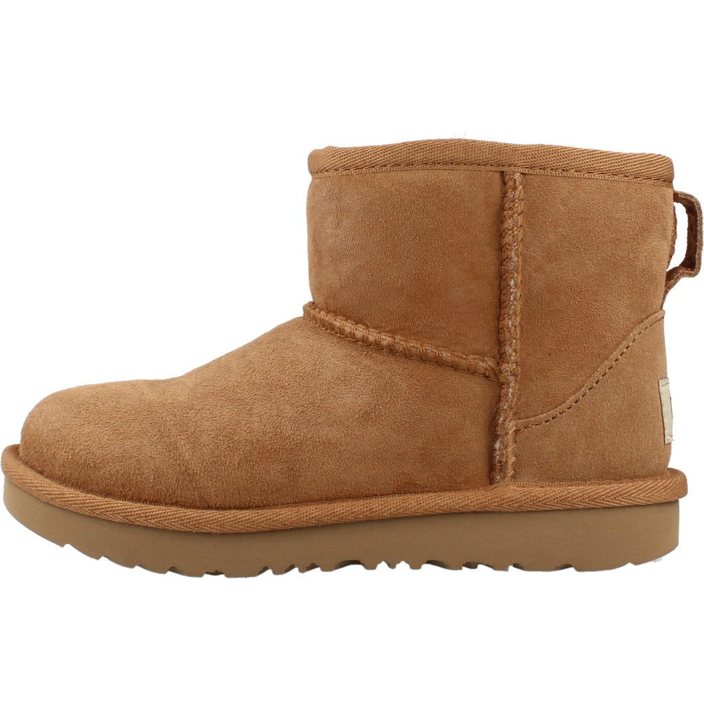 UGG T CLASSIC MINI II en color MARRON CLARO (2)