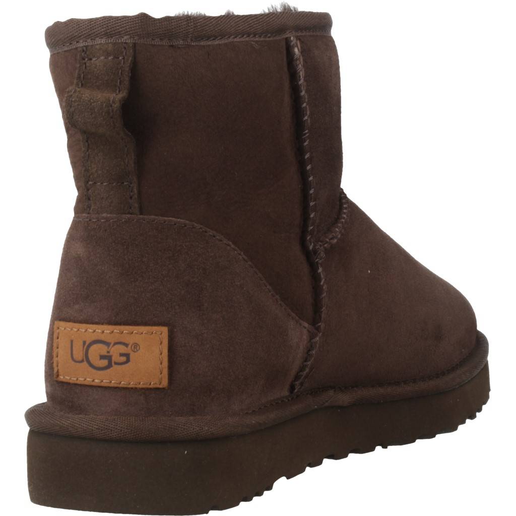 UGG W CLASSIC MINI II en color MARRON (3)