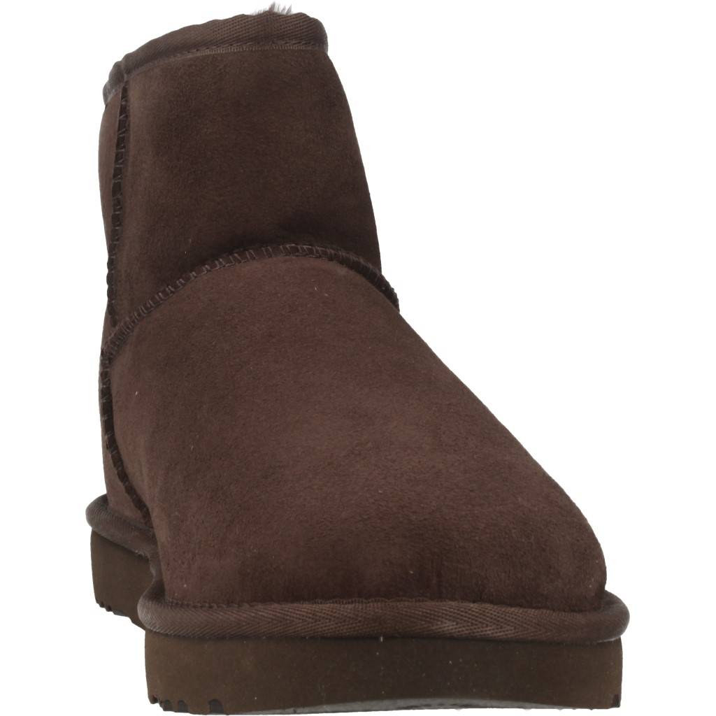 UGG W CLASSIC MINI II en color MARRON (6)