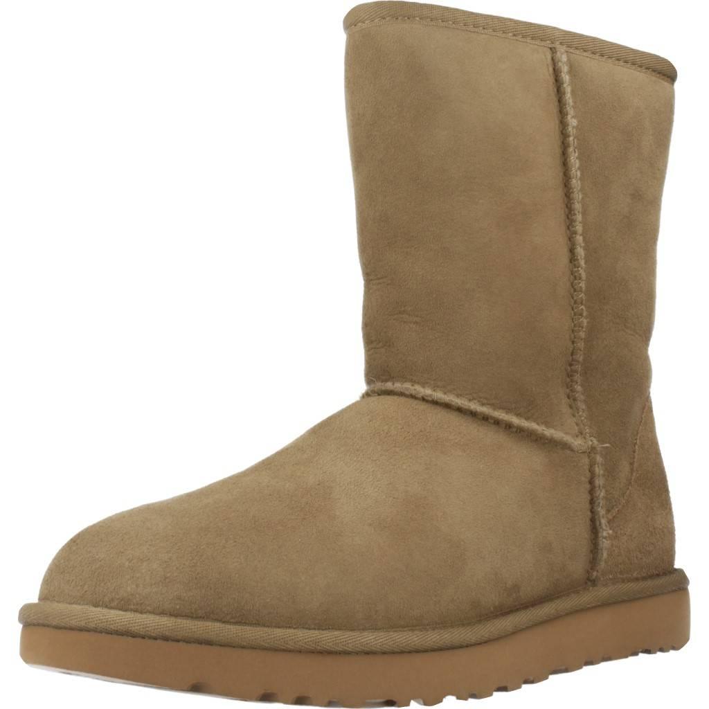 UGG W CLASSIC SHORT II en color MARRON (1)