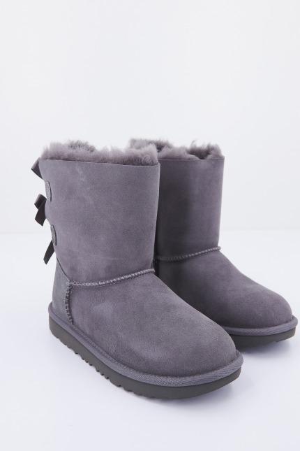 UGG K BAILEY BOW II en color GRIS (2)