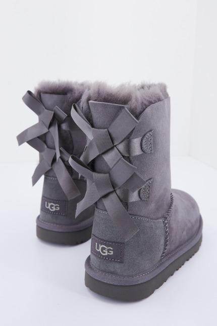 UGG K BAILEY BOW II en color GRIS (3)