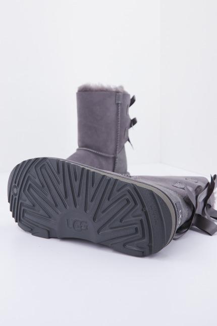 UGG K BAILEY BOW II en color GRIS (4)