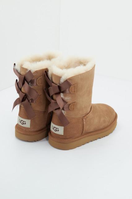 UGG BAILEY BOW II en color MARRON (3)