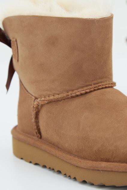 UGG MINI BAILEY BOW II en color MARRON (2)