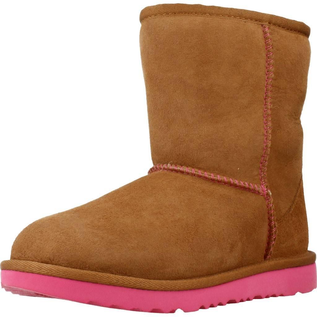 UGG CLASSIC II en color MARRON (1)