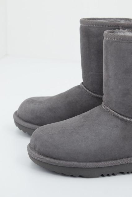 UGG CLASSIC II en color GRIS (2)