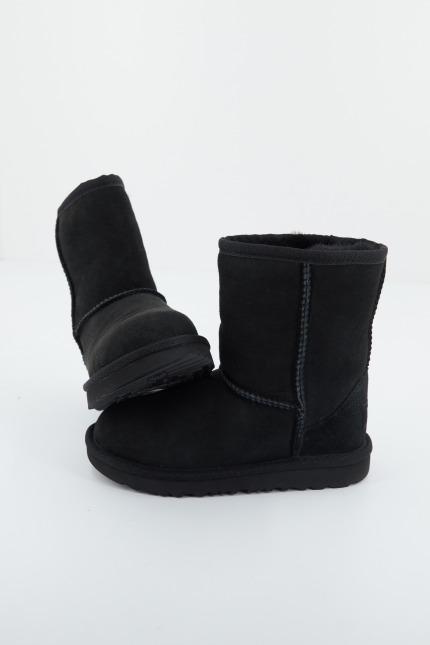 UGG CLASSIC II en color NEGRO (4)