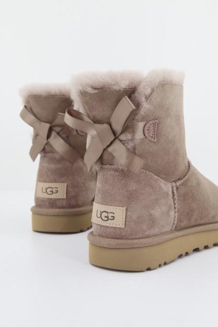 UGG MINI BAILEY BOW II en color MARRON (3)