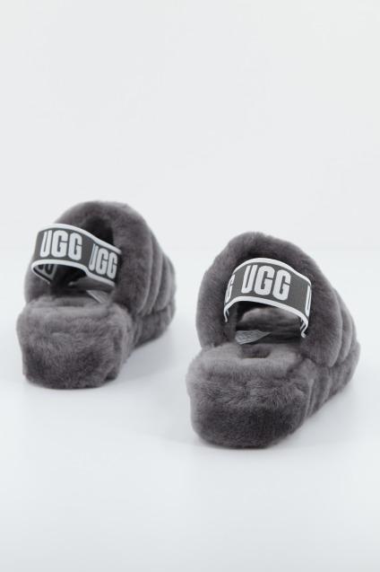 UGG FLUFF YEAH SLIDE en color GRIS (3)