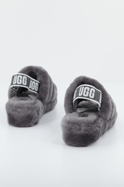 UGG FLUFF YEAH SLIDE en color GRIS (3)