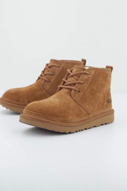UGG K NEUMEL II en color MARRON (1)