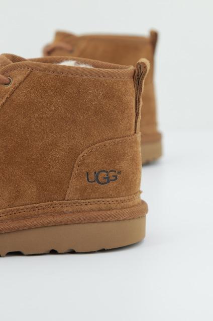 UGG K NEUMEL II en color MARRON (2)