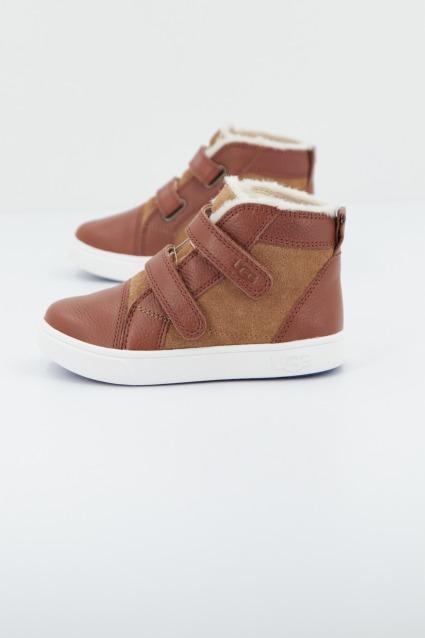 UGG T RENNON II en color MARRON (1)