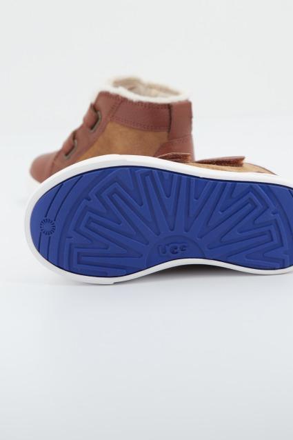 UGG T RENNON II en color MARRON (4)