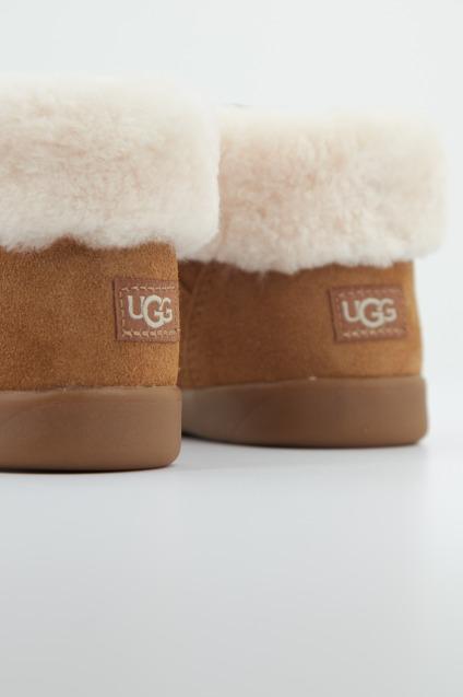 UGG T NOLEN en color MARRON (3)