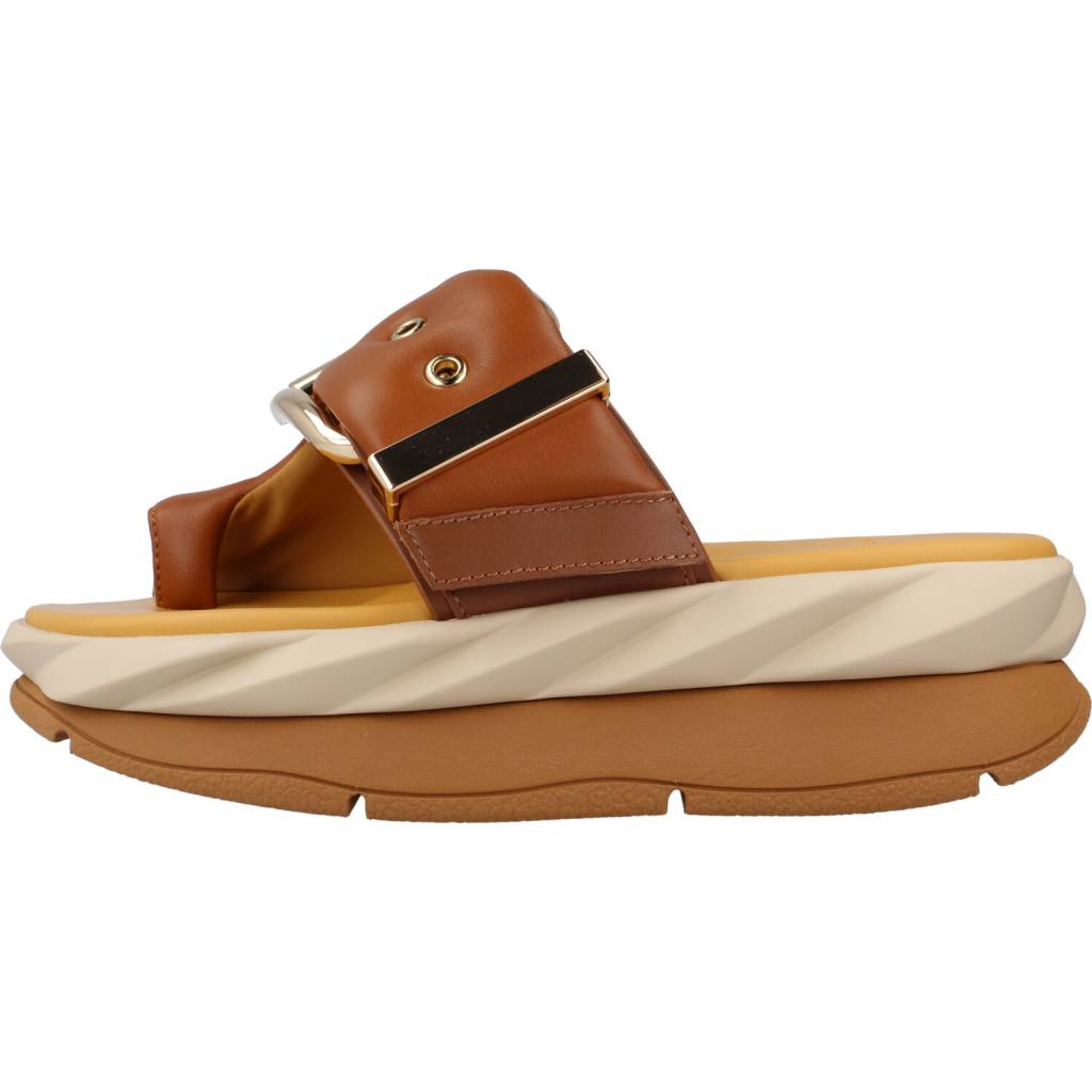 CCCCEES MELLOW GLOW en color MARRON (2)