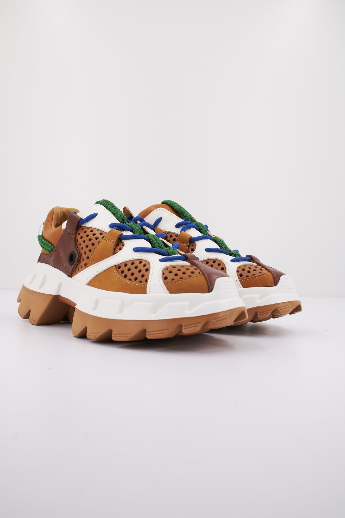 CCCCEES ARKO JUNGLE en color MARRON (2)