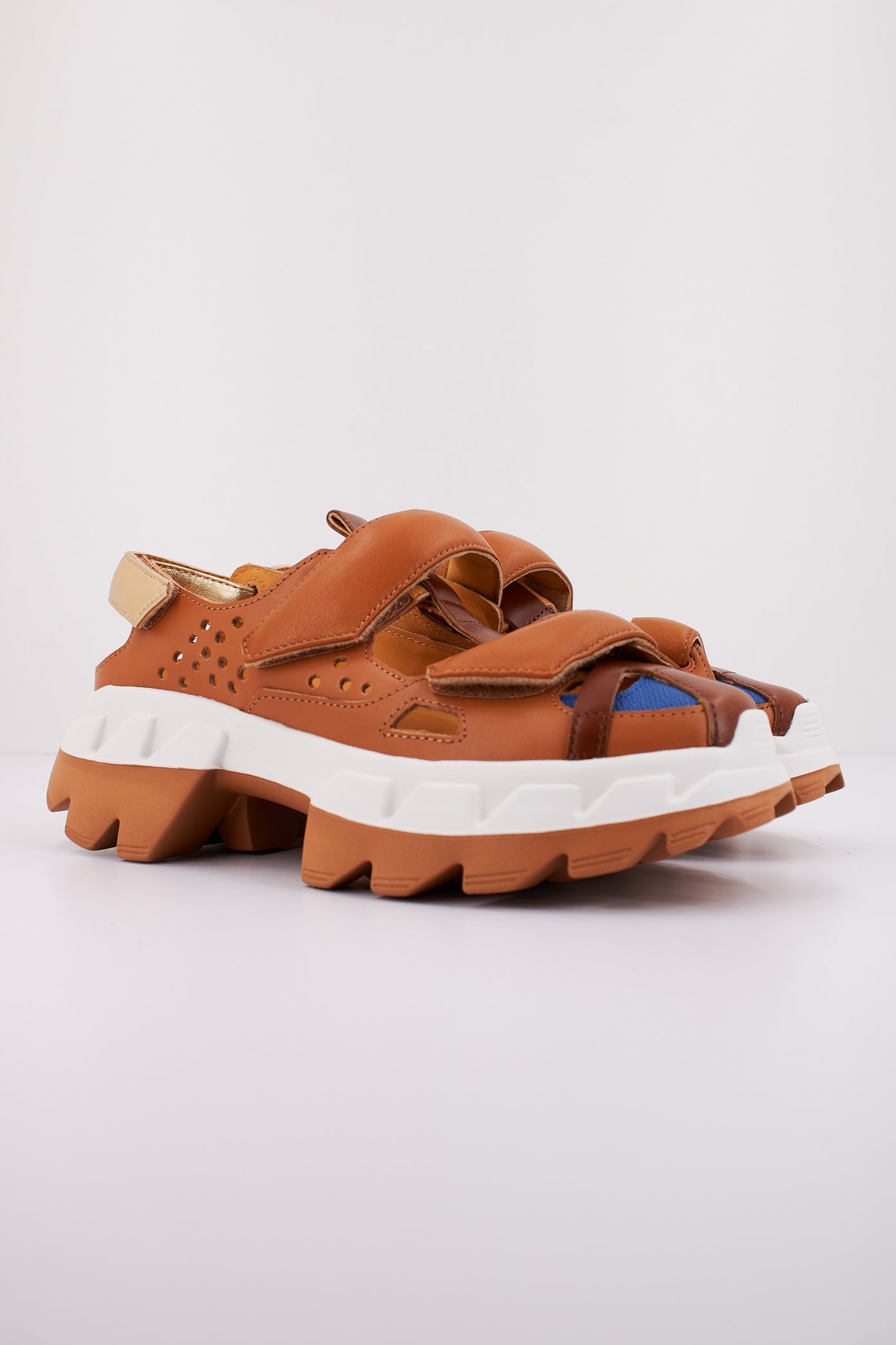 CCCCEES ARKO SAND en color MARRON (2)