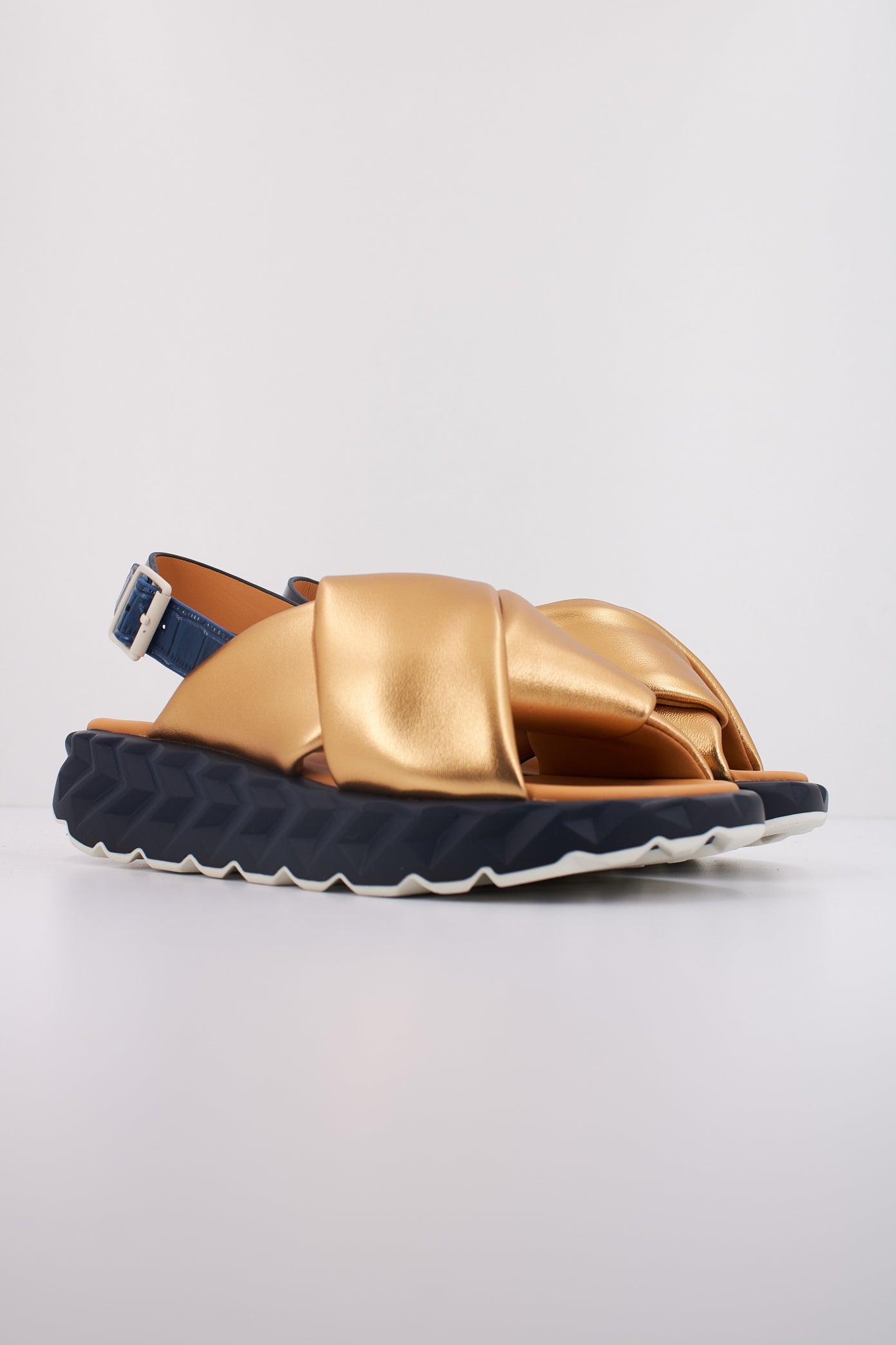 CCCCEES JABARA COIL en color ORO (2)