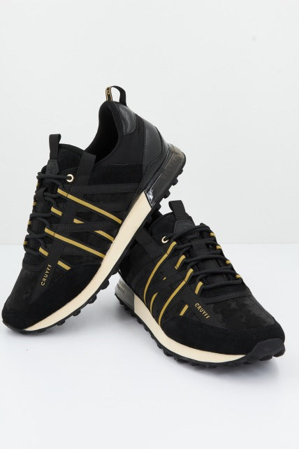 CRUYFF SUPERBIA en color NEGRO (1)
