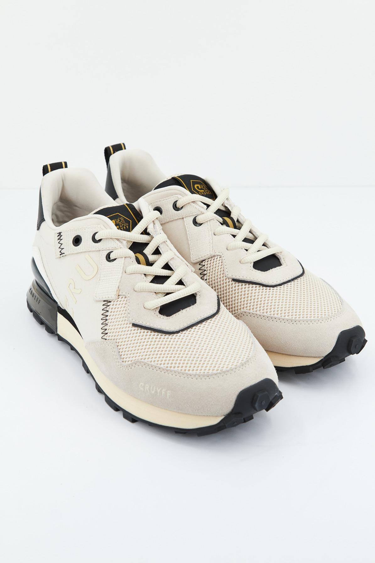 CRUYFF SUPERBIA en color BEIS (1)