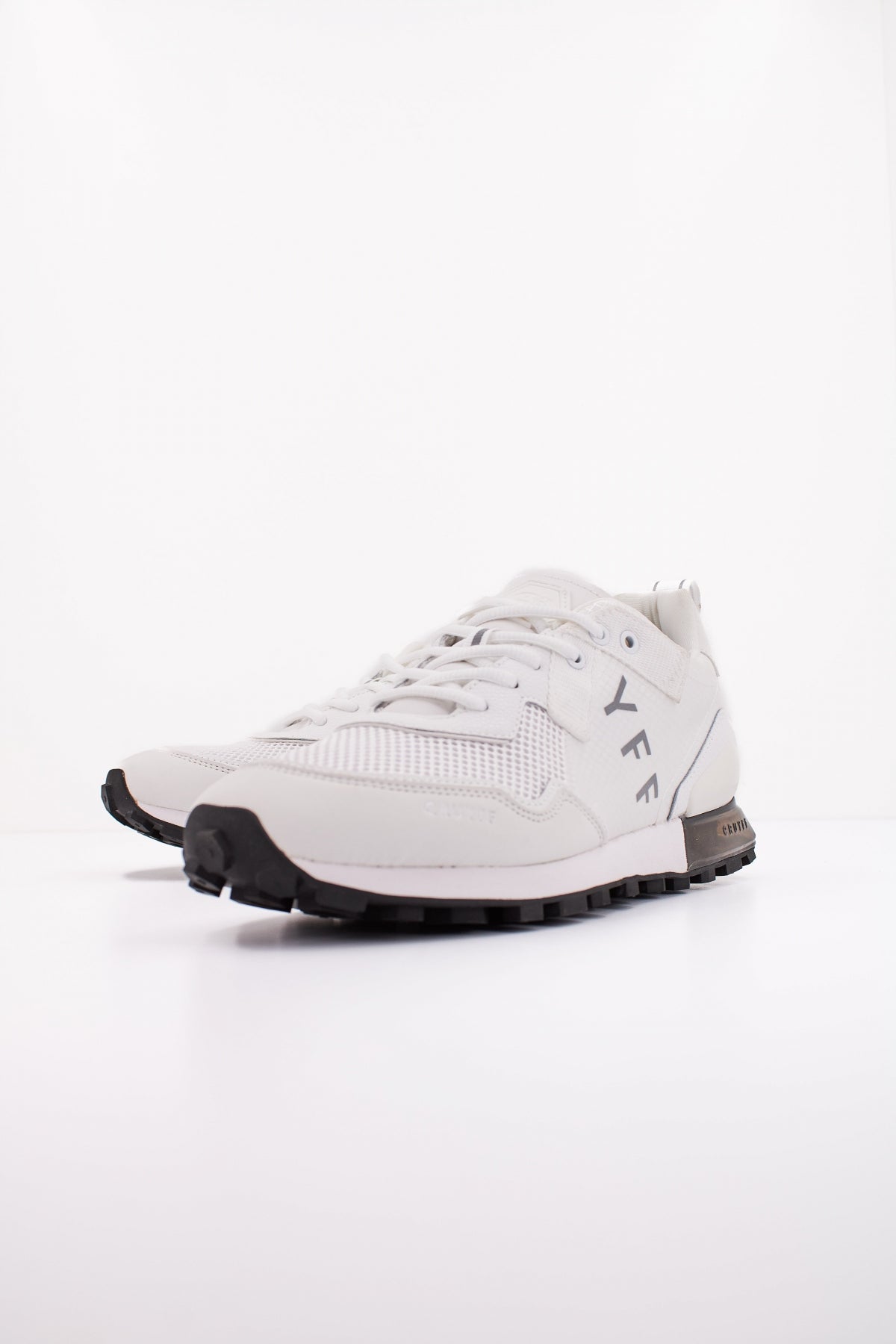 CRUYFF SUPERBIA en color BLANCO (2)