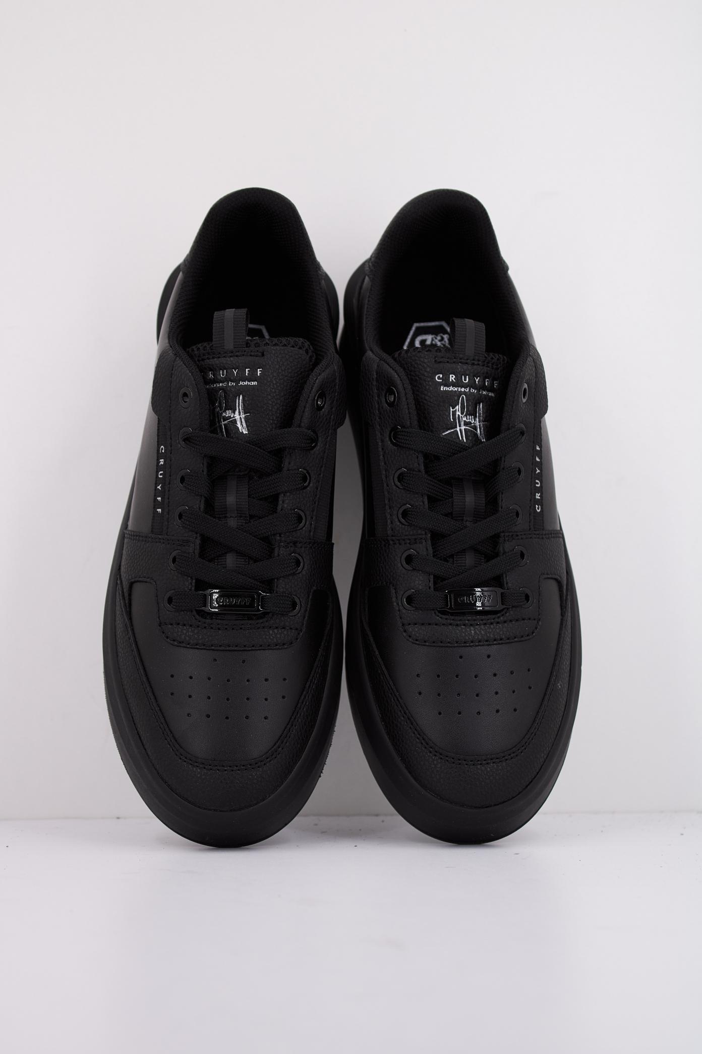 CRUYFF ENDORSED TENNIS en color NEGRO (3)