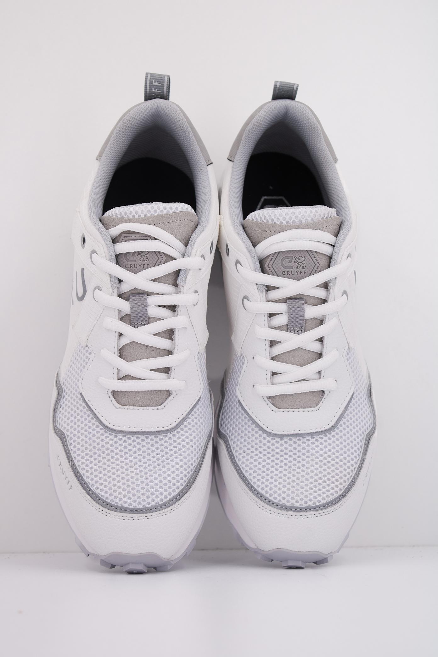 CRUYFF SUBERIBA HEX-TEC en color BLANCO (3)