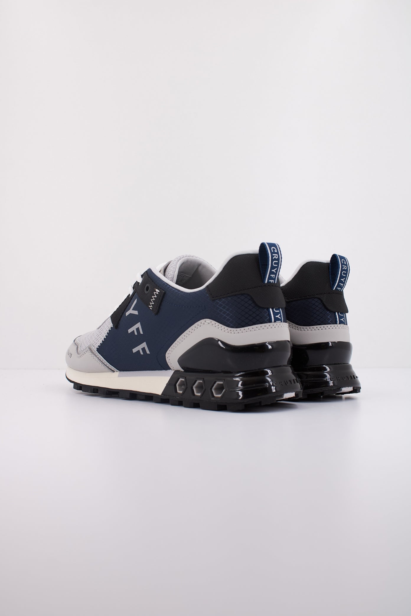 CRUYFF SUBERIBA HEX-TEC en color AZUL (4)