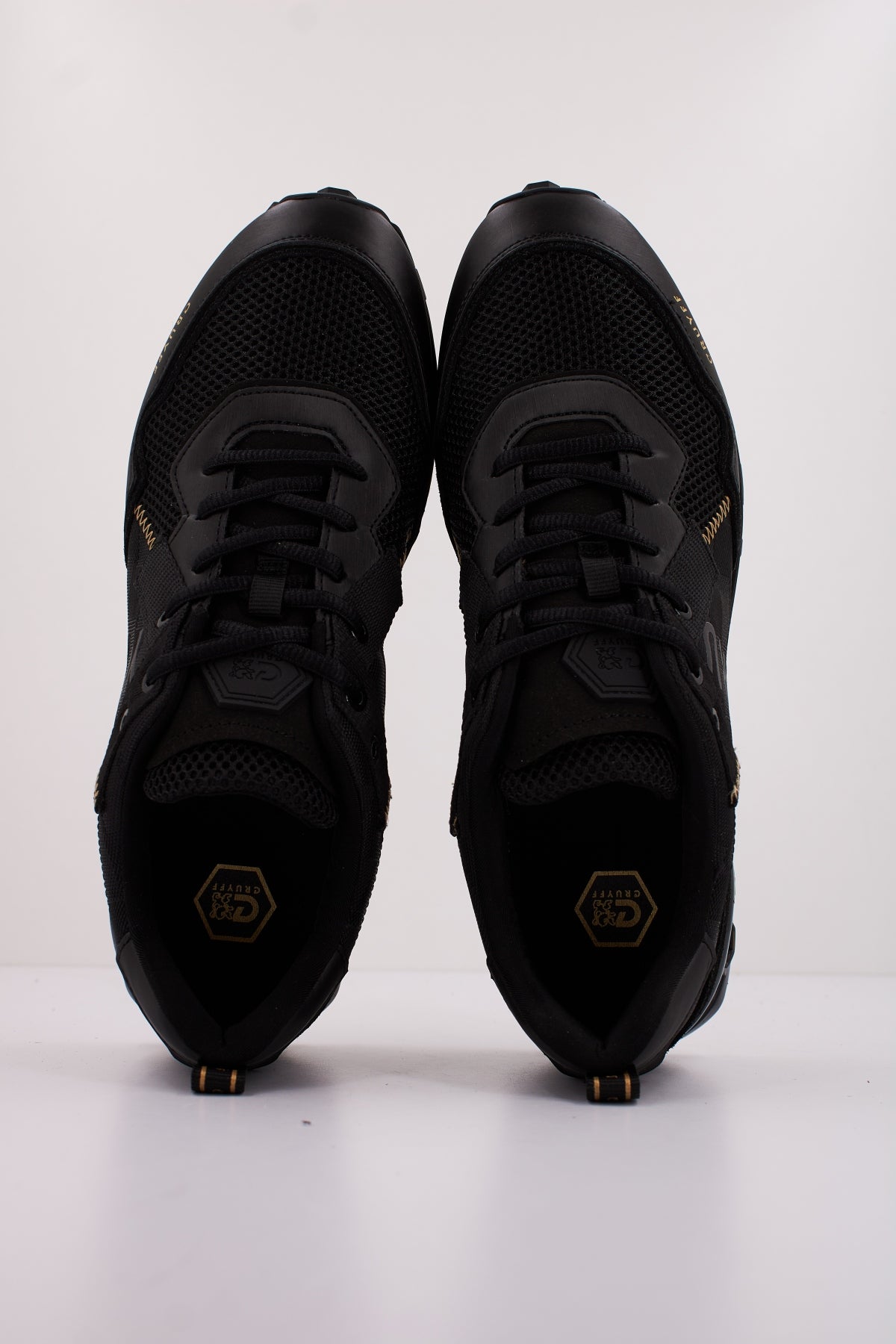 CRUYFF CC en color NEGRO (3)