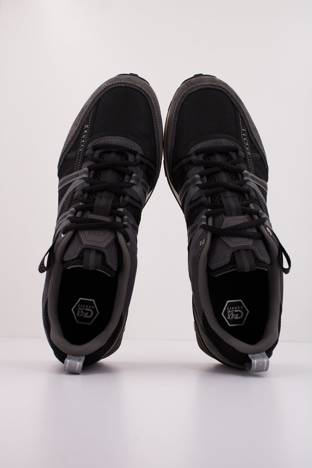 CRUYFF FEARIA HEX TECH en color NEGRO (3)
