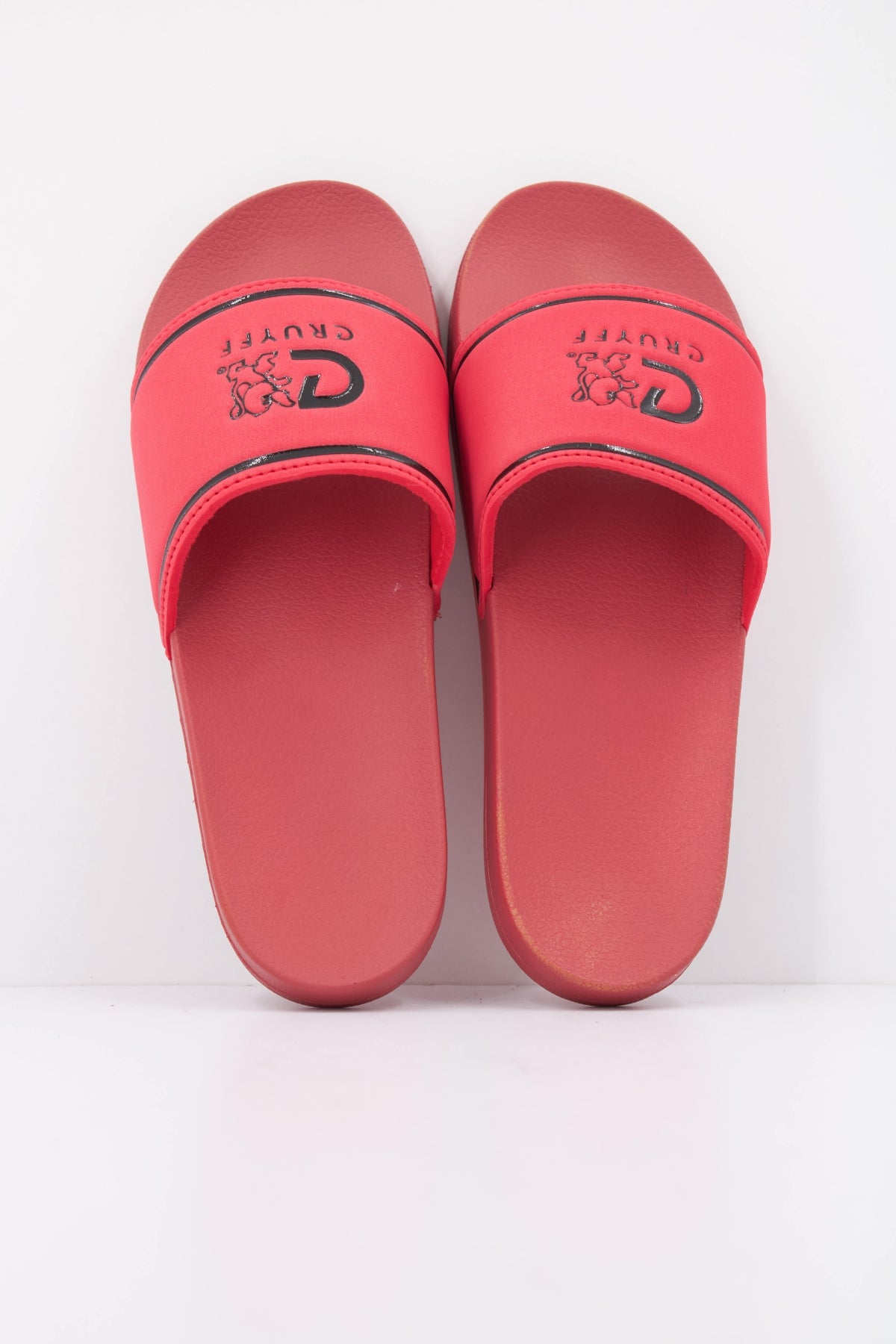 CRUYFF CC en color ROJO (3)